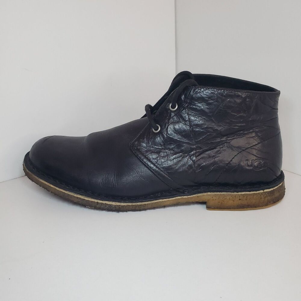 UGG Australia Boots Mens Sz 8.5 Black Leather Leighton Chukka Ankle Classic